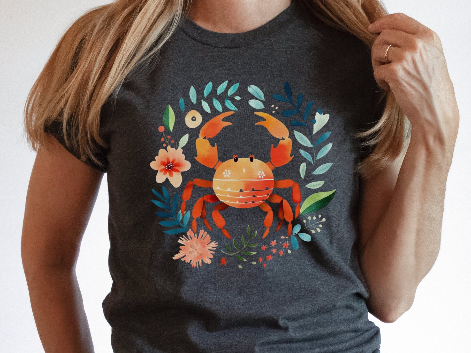 Crab T-shirt Cancer Zodiac Shirt July Birthday Gift for Her Cute Astrology Star Sign Tee Orange Blue Beach Summer Holiday Vacation Seaside